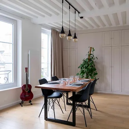 Triplex De Charme En Hypercentre De Daire Caen